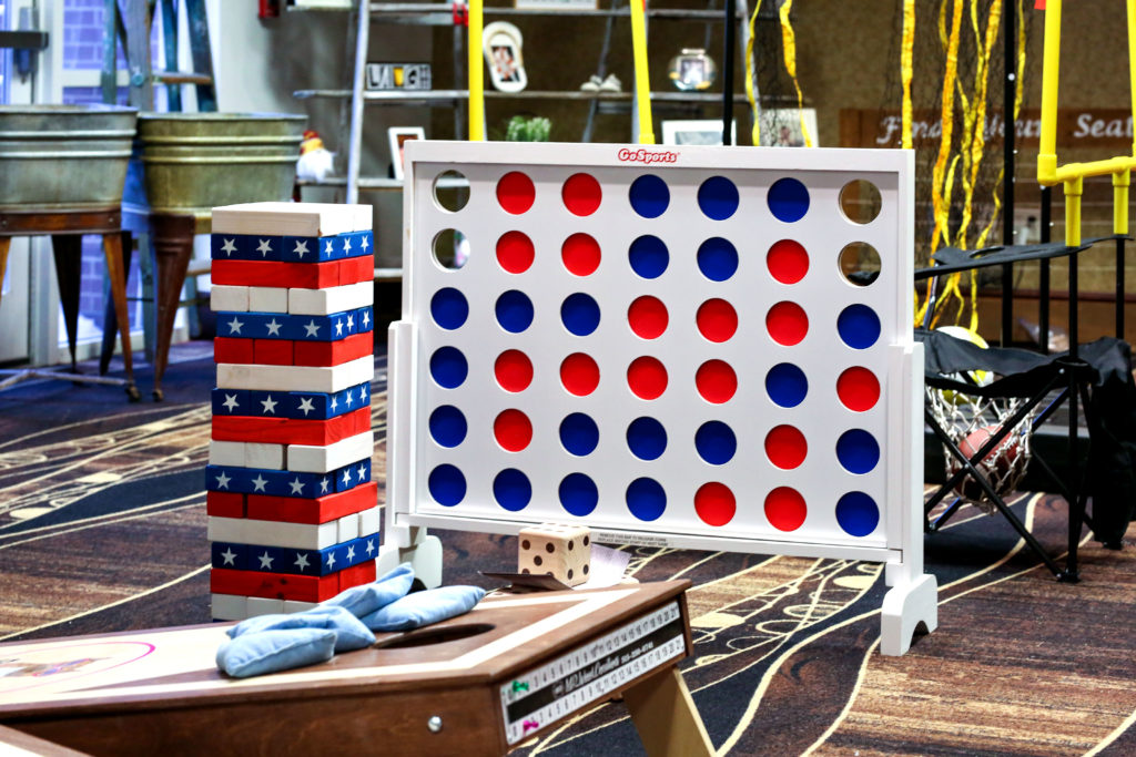 Giant Connect 4 Game