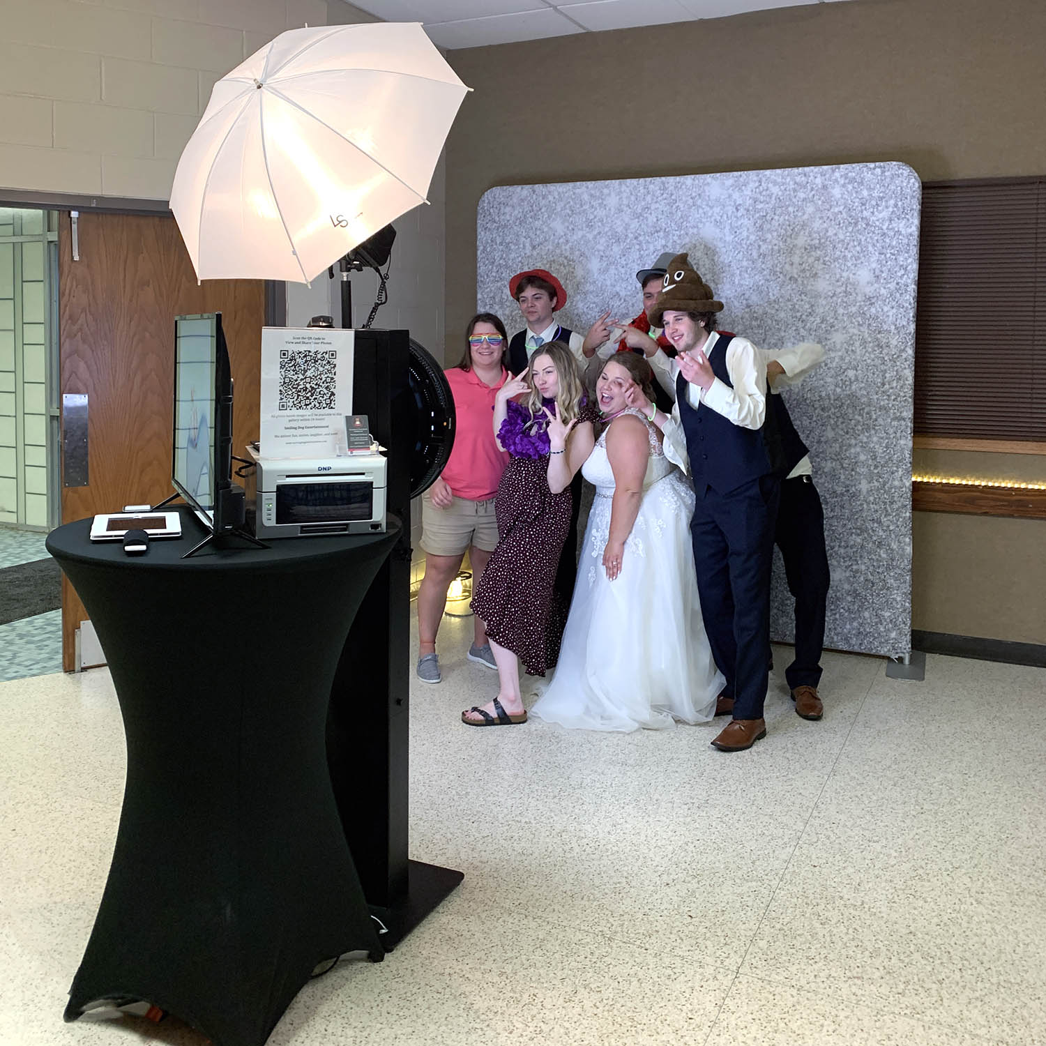 Open Air Sophisticated Wedding Experience Photo Booth